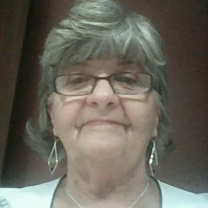 Meet your Posher, Pamela